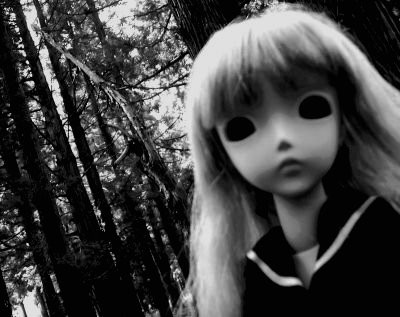 04_07_05_4_noahsdoll.jpg